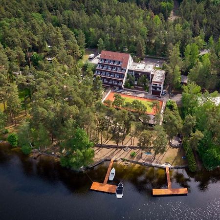 Hotel Hladina - výborné pro firemní akce Nebrich Esterno foto