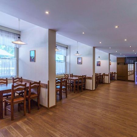 Hotel Hladina - výborné pro firemní akce Nebrich Esterno foto