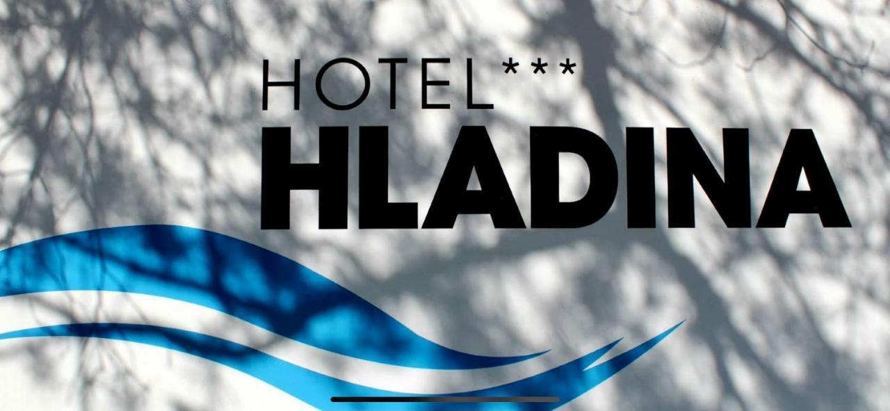 Hotel Hladina - výborné pro firemní akce Nebrich Esterno foto