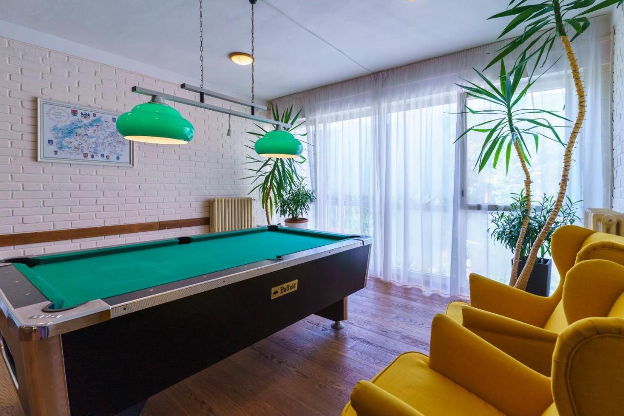 Hotel Hladina - výborné pro firemní akce Nebrich Esterno foto